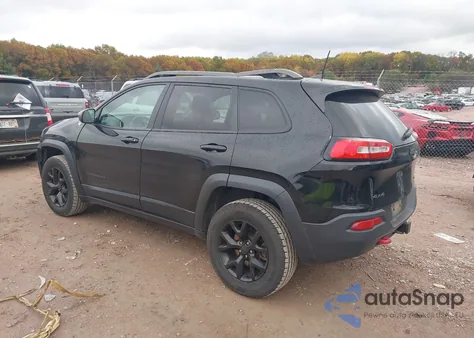 2017 Jeep Cherokee Trailhawk 4X4 z USA, uszkodzony, nr VIN 1C4PJMBS8HW622243